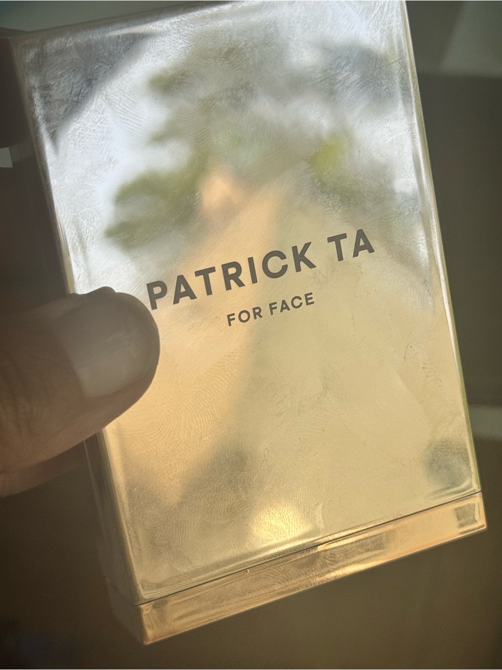 Patrick Ta Dual Blush Compact - Warm Peach & Dusty Rose - Picture 4 of 9